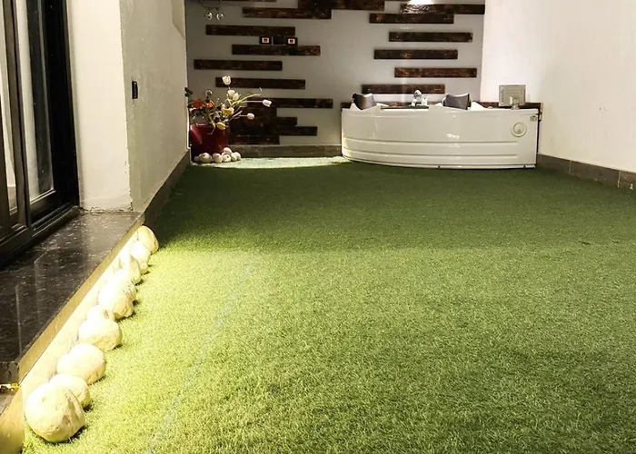 Apartment With Private Jacuzzi At New Cairo