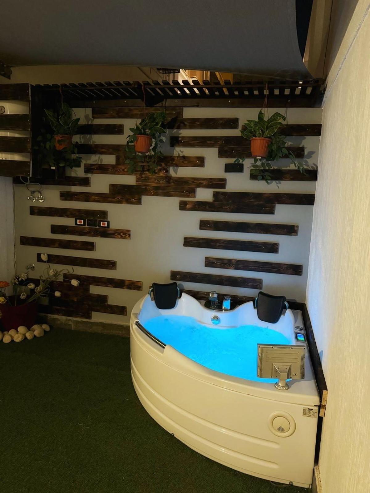 With Private Jacuzzi At New Cairo